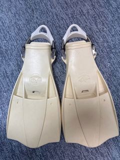 （分類：）位於 。 由 dse009 提交（商品編號 1308005745，圖片 1）。簡介： 。