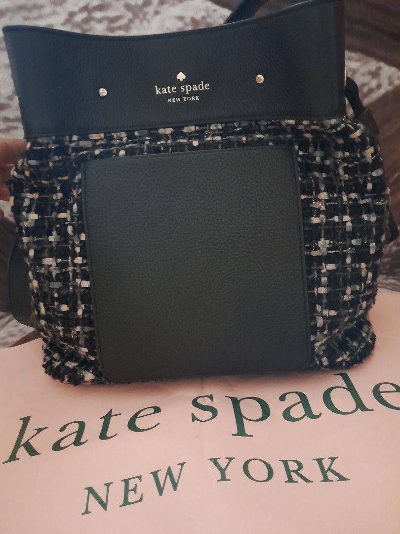 Kate Spade Marti Large Bucket Bag (Category: Luxury Bags & Wallets) located in Quezon City. Submitted by lalaine.r (Listing ID 1307985837, Image 2). Description: 💯 original from US No flaws, perfect condition Large Marti Tweed Bucket Bag Adjustable Strap Can be worn as shoulder/cross body.