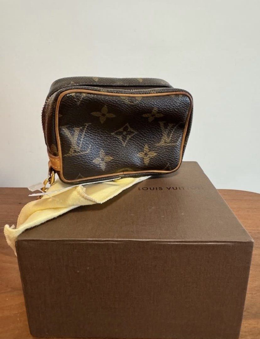LV Trousse Wapity Mini (Category: Luxury Bags & Wallets) located in Manila. Submitted by dashlux (Listing ID 1308051267, Image 2). Description: .