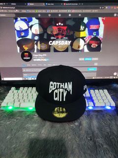 New Era X DC Comics Gotham City Batman 59Fifty Fitted Cap 7 5/8 (60.6 cm)