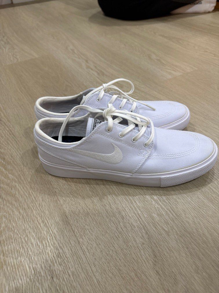 nike stefan janoski triple white