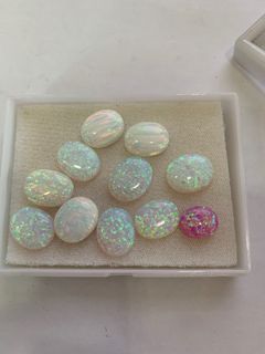 Opal stones