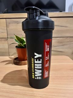 Optimum Nutrition water bottle for workout