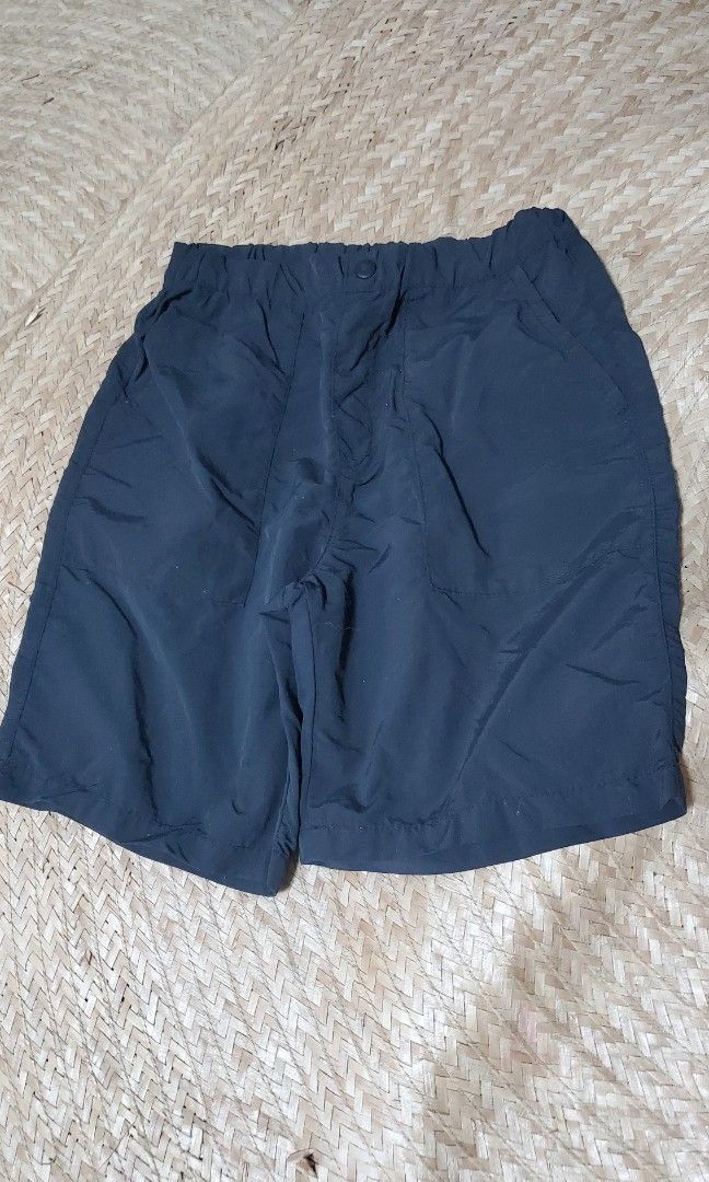 Shorts / Pants for 10 year old boys (Category: Shorts) located in Quezon City. Submitted by jljs08 (Listing ID 1308010807, Image 1). Description: P100 each or take all 9 for Php 700 Some are branded - UNIQLO.