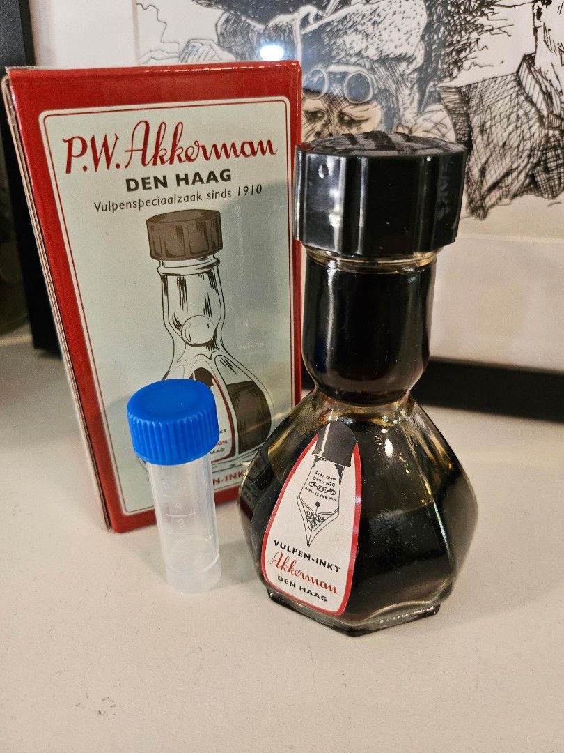 PW Akkerman SBREBrown 4ml fountain pen ink sample (Category: Stationery & School Supplies) located in Las Pinas. Submitted by luckybear.6444bb (Listing ID 1307963136, Image 3). Description: Looking for someone who'd like to try out samples of this ink. I realized that I'm not able to finish up this ink on my own so I'm looking for anyone who'd like to try out samples. If my research is correct, this is a Diamine ink bottled in a PW Akkerman bottl