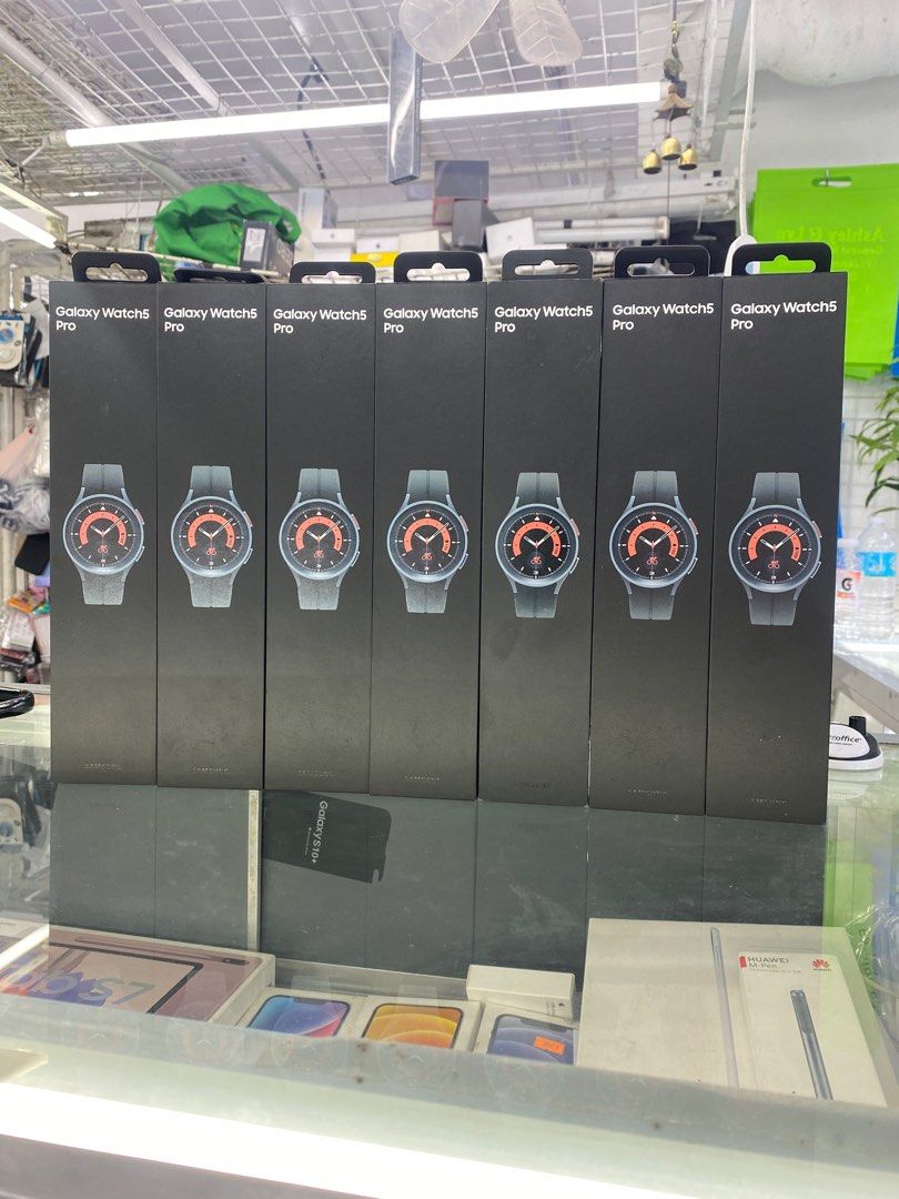 Samsung Galaxy Watch 5 pro 45mm (Category: Wearables & Smart Watches) located in San Juan City. Submitted by rodelmarllemit (Listing ID 1307968370, Image 2). Description: Brandnew Samsung Galaxy Watch 5 Pro 45mm Color: Black Titanium, Gray Titanium 1 Year Warranty Mode of Payment: •Cash •Bank Transfer •GCash & Pamaya Installment: •Credit Card •Ggives Facebook Page: ASHLEY & LYN Facebook Page: JENNY TELECOM •Cash on Delivery •Shipping •Meet Up •Tr