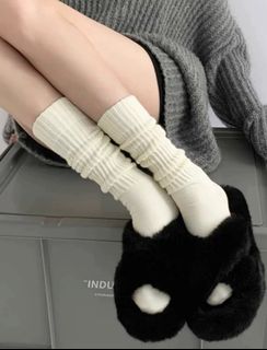 (Category: ) located in . Submitted by cherry.closet (Listing ID 1308039325, Image 1). Description: .