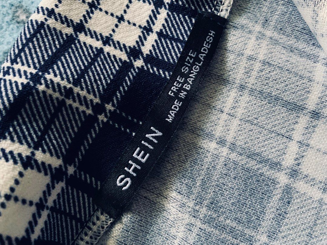 Shein White and Navy Blue Plaid Set (Category: Sets or Coordinates) located in Paombong. Submitted by chacha242424 (Listing ID 1307977844, Image 2). Description: ❄️ Selling this for 225 (shipping fee included) ❄️ The set was not used but it was stored in my cabinet ❄️ It has no flaws and QT in person (˶’ ᵕ ‘ 🫶) ❗️Color may differ due to lighting ✉️ Message me for more inquires. 📍MOP: Gcash 📍Payment FIRST, NO Gcash Send Money Protect 📍MOD: J&T