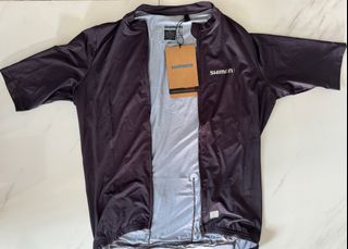 (Category: ) located in . Submitted by ilfsm (Listing ID 1307982384, Image 1). Description: .