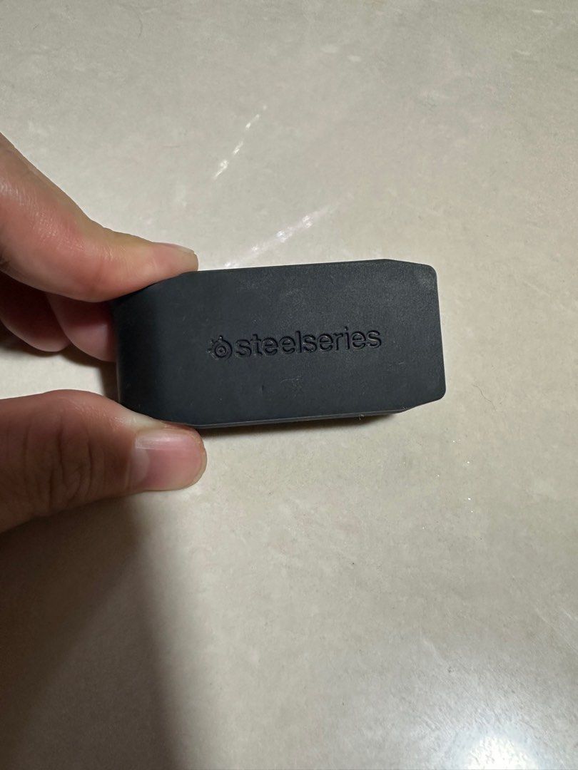 Steelseries Rival 600/650 Weights & Weight Box (Category: Other Accessories) located in San Fernando. Submitted by randomstuffphilippines (Listing ID 1308008996, Image 1). Description: .