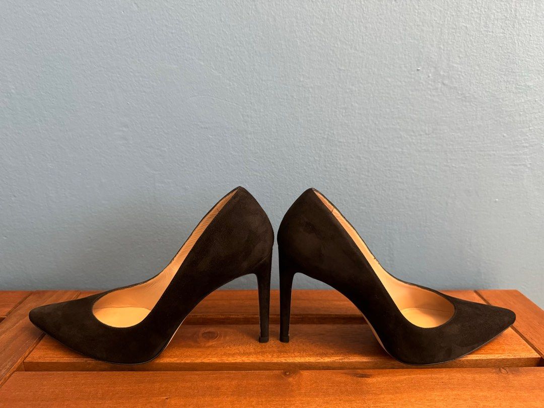 STUART WEITZMAN Legend Suede Pump