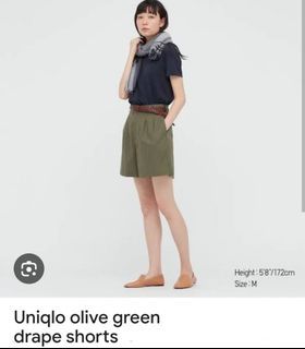 Uniqlo  Drape Pleated Shorts
