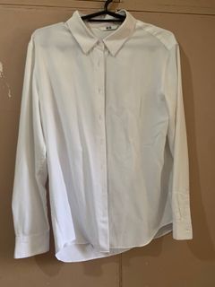 Uniqlo White Button Down Shirt
