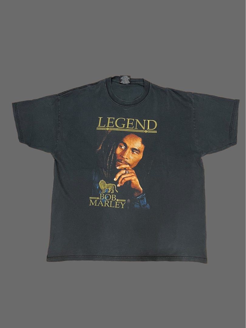 Vintage Bob Marley T shirt (Category: Tshirts & Polo Shirts ) located in Las Pinas. Submitted by mcscloset (Listing ID 1307994302, Image 1). Description: Vintage Bob Marley t shirt Size XL (Fits TTS) 30 Length x 24 width Awesome front print 10/10 Natural fading. 1490 Note: Most items are vintage/preloved. Some items will have imperfections 🖤.
