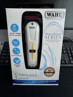 Wahl Professional Super Taper Cordless, Pro Lithium Series, Complete with box, manual and accessories. Great working condition. Rechargeable with Lithium Ion Battery