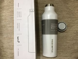 Water bottle