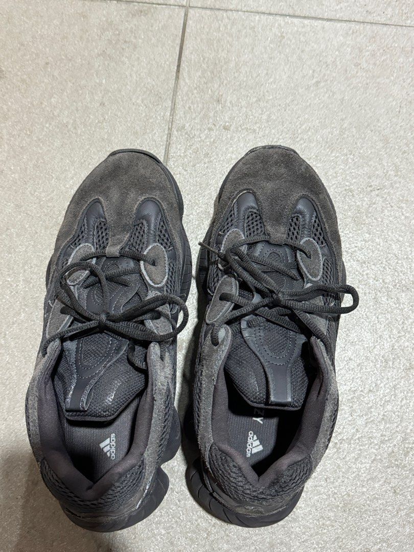 Yeezy 500 black with flash on sale