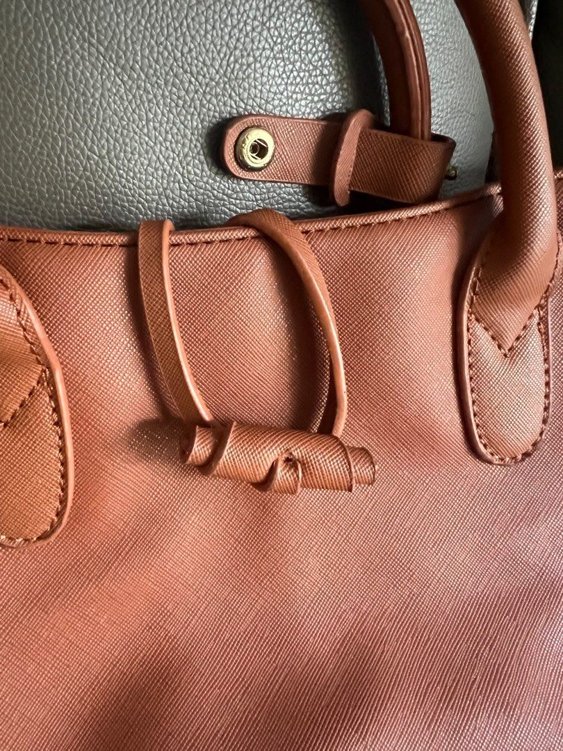 Zalora brown tote bag Women s Fashion Bags Wallets Tote Bags on Carousell