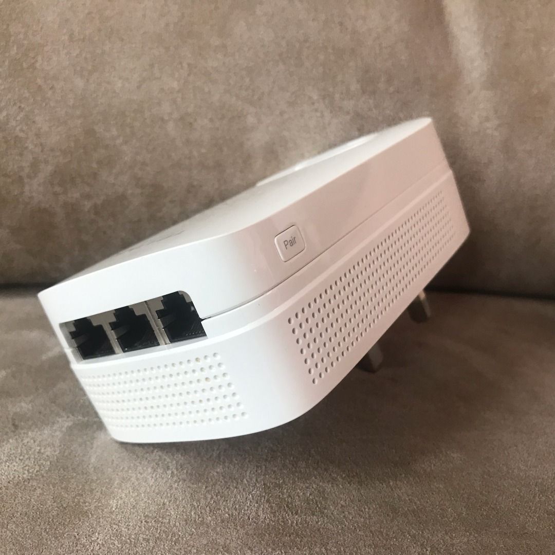 💻 TP-LINK AV1200 3-port Gigabit Passthrough Powerline Adapter TL-PA8030P  HomePlug USED 電力線網路橋接器電力貓🔌, 電腦＆科技, 電腦周邊及配件, Wifi及上網相關產品- Carousell