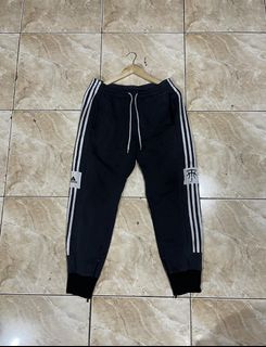 ADIDAS PANTS WITH ZIPPER AT ANKLE