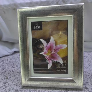 AN62 Home Decor 5"x7" Resin Frame from UK for 120