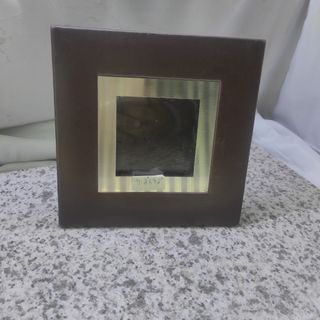 AN64 Home Decor 3.2"x3.2" Leather frame from UK for 120
