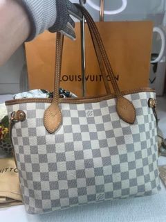 Authentic LV neverfull PM size