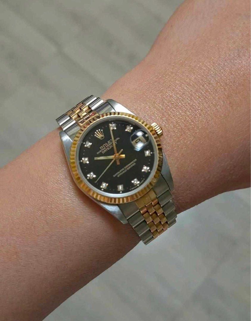 Authentic Rolex Date Just 31mm (Category: Luxury Watches) located in Quezon City. Submitted by jhaediah (Listing ID 1308134518, Image 2). Description: Junior Size 199os model or below sapphire glass with lughole 3135 engine comes with provided box and verification receipt from legit service center Davao .