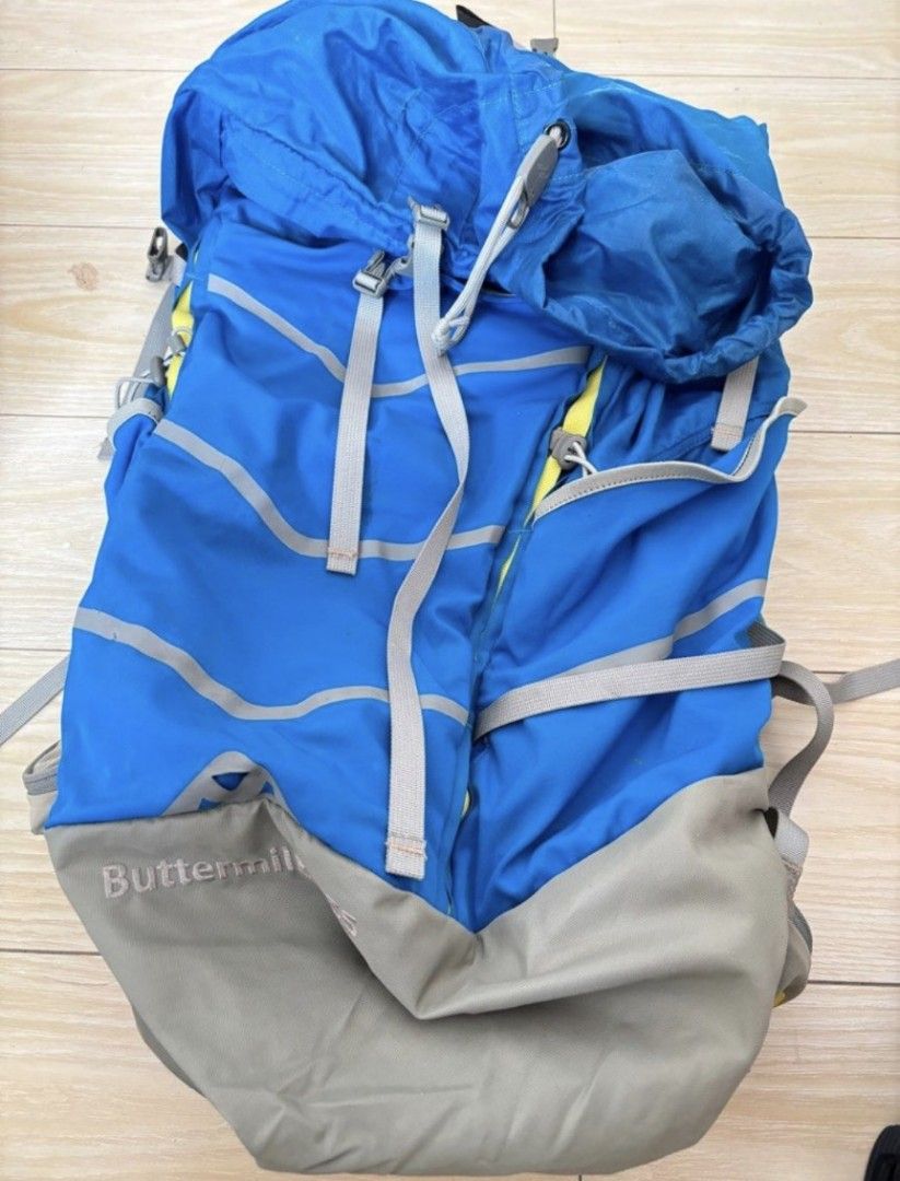 Boreas Gear Buttermilks 55 Backpack Backpack Frame and Suspension Compression and External Attachment System https youtu.be UW4EoMMPQR0 si enFg2luMyJYWpNFg Carousell