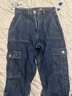 (Category: ) located in . Submitted by clothiify (Listing ID 1308306487, Image 1). Description: .