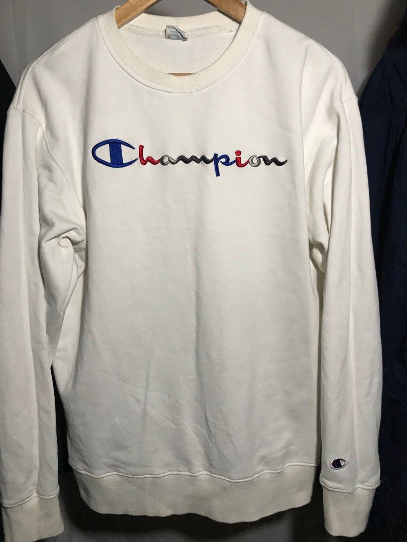 Champion embroidered logo sweater sweatshirt Men s Fashion Coats Jackets and Outerwear on Carousell