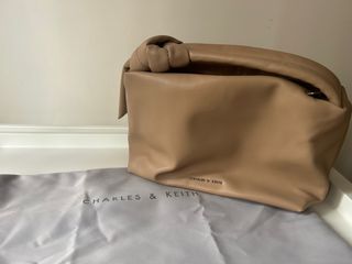 （分類：）位於 。 由 hmayt 提交（商品編號 1308204987，圖片 1）。簡介： 。