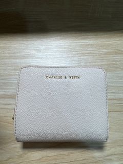（分類：）位於 。 由 yuiiiii___ 提交（商品編號 1308269672，圖片 1）。簡介： 。
