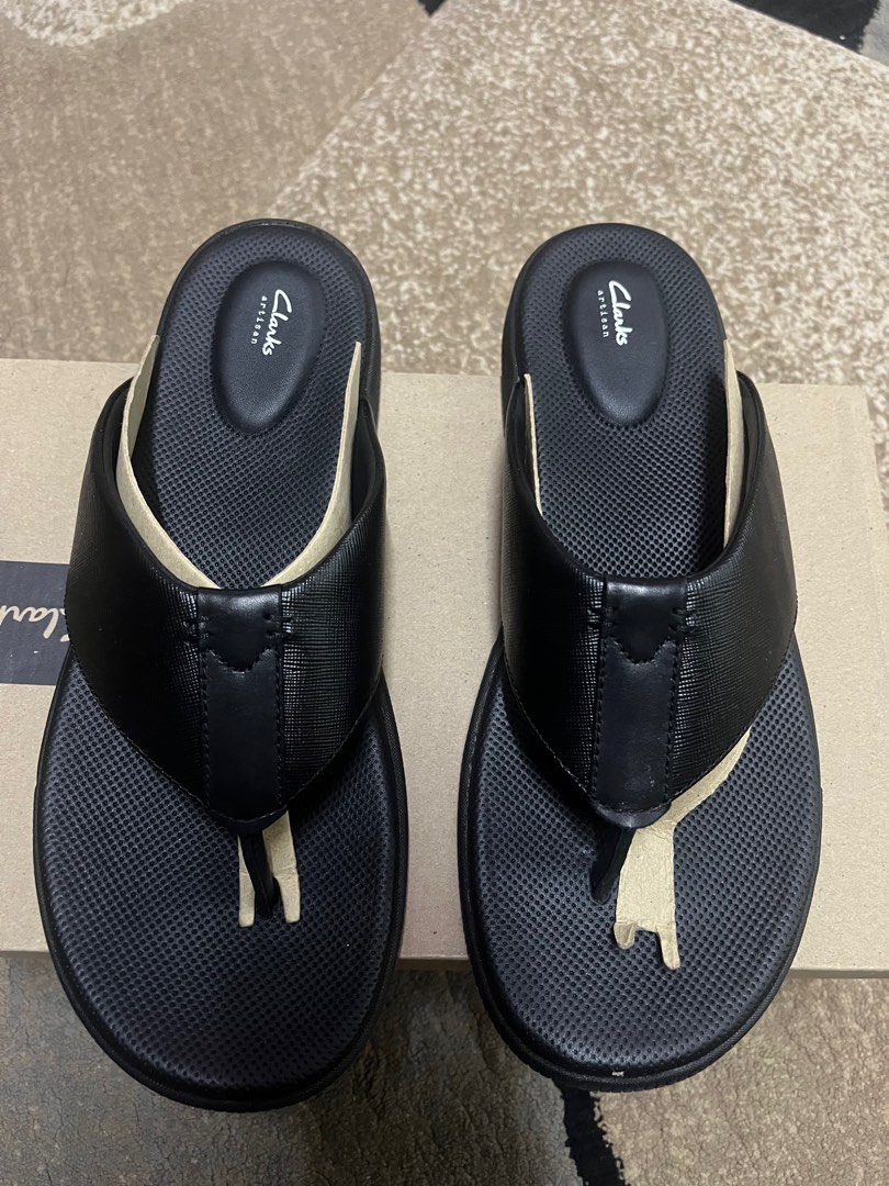 Clarks vine oak sandals hotsell