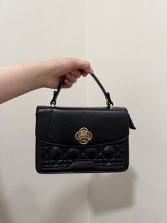 CLN black top handle quilted bag