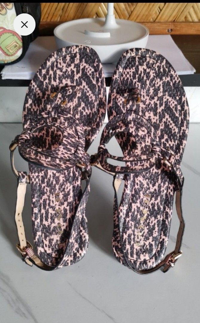 Coach t strap sandal discount