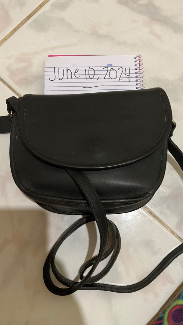 Vintage coach crossbody bag 2025