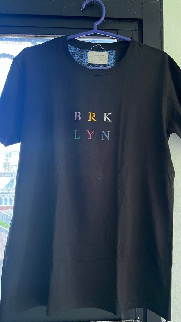 cotton on shirt (Category: Tshirts & Polo Shirts ) located in Manila. Submitted by declutterwithceej (Listing ID 1308190899, Image 1). Description: used 3 times 9.5/10 condi.
