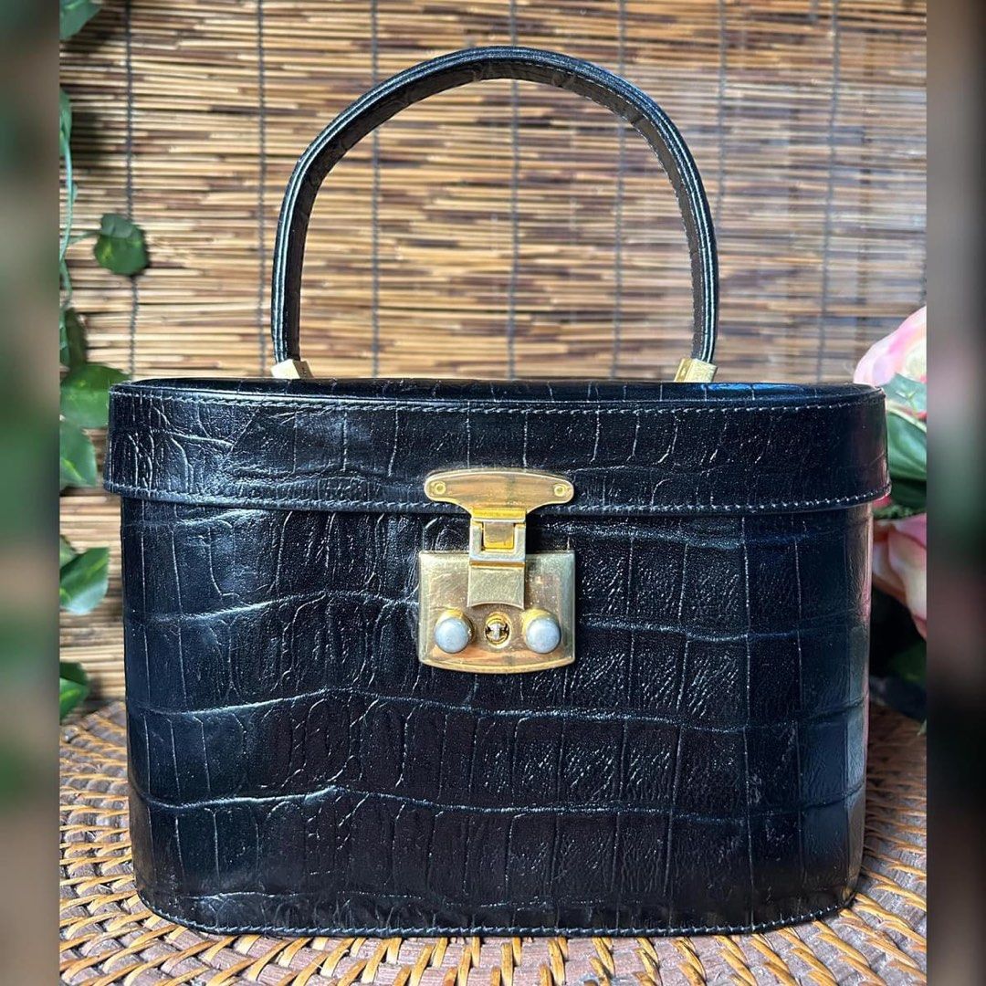 CROCODILE Vanity structure bag. Vintage BAG