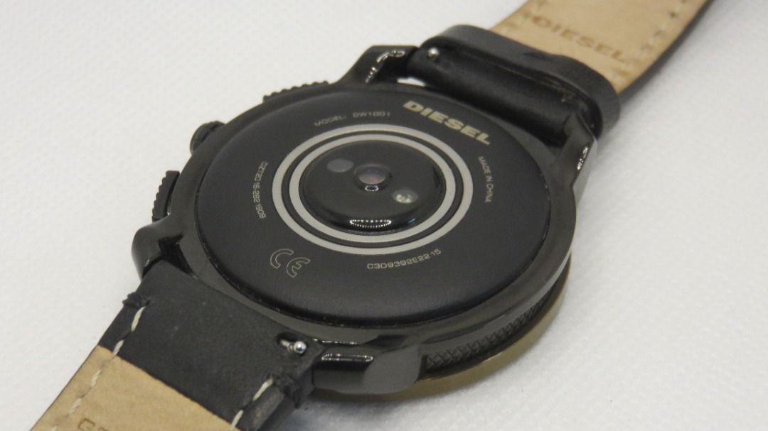DIESEL DW1001 Smart Watch DZT2016 Like New Luxury Watches on Carousell