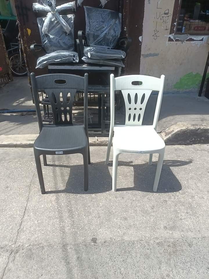 FOLDABLE DINING TABLE CASH ON DELIVERY (Category: Tables & Sets) located in Quezon City. Submitted by joycemanahan (Listing ID 1308134763, Image 2). Description: SALE❗❗SALE❗❗SALE❗❗ BEST SELLER🥰 BODEA PRICE 💯 RATTAN DINING TABLE AND CHAIRS 💯 📌GOOD QUALITY 💯 📌 ELEGANT RATTAN 📌IT CAN RAIN OR SHINE 📌 ASSEMBLE AVAILABLE COLOR 📌 BROWN 🟤 📌BLACK 🖤 📌 BEIGE MOP: COD kindly call or txt 09197697979/09950360047 location novaliches q.c.