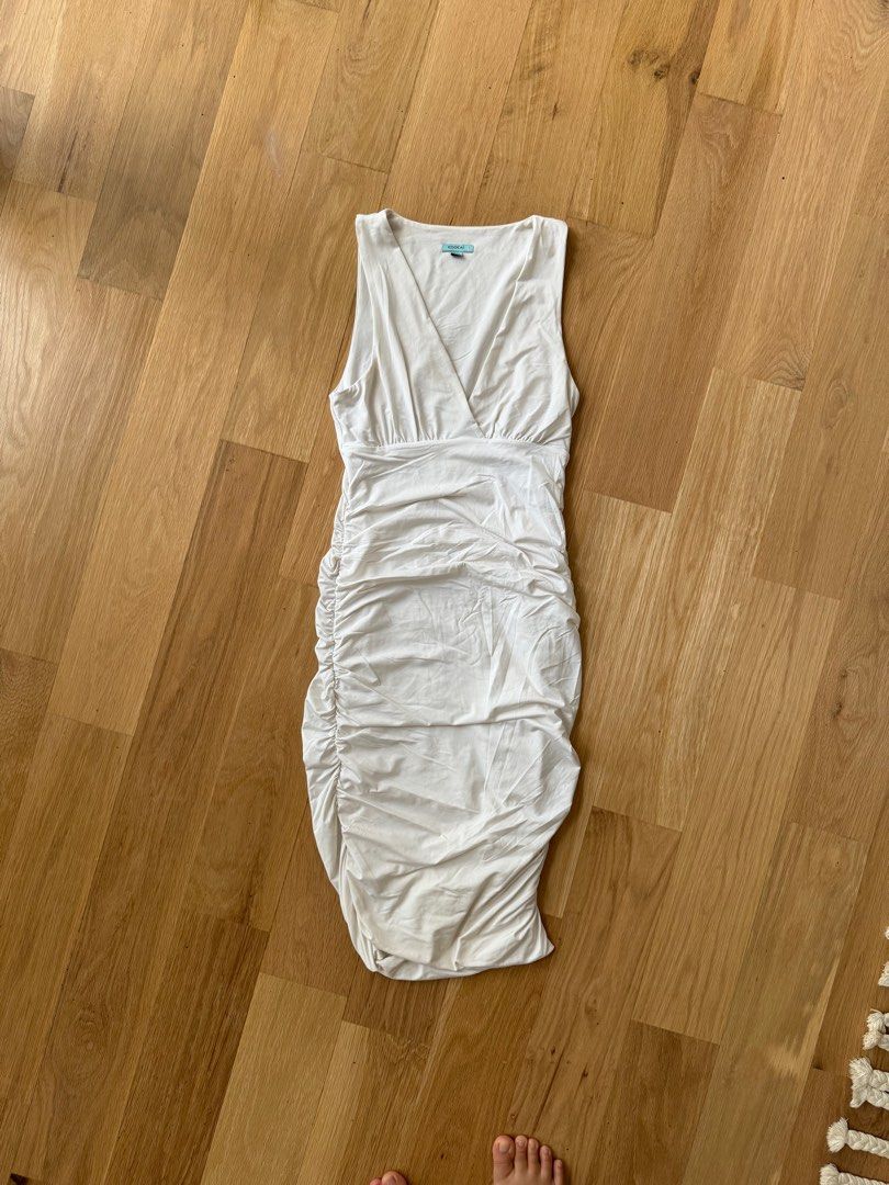 FREE MAILING size 1 xs white kookai bodycon dress with v neck maternity photoshot