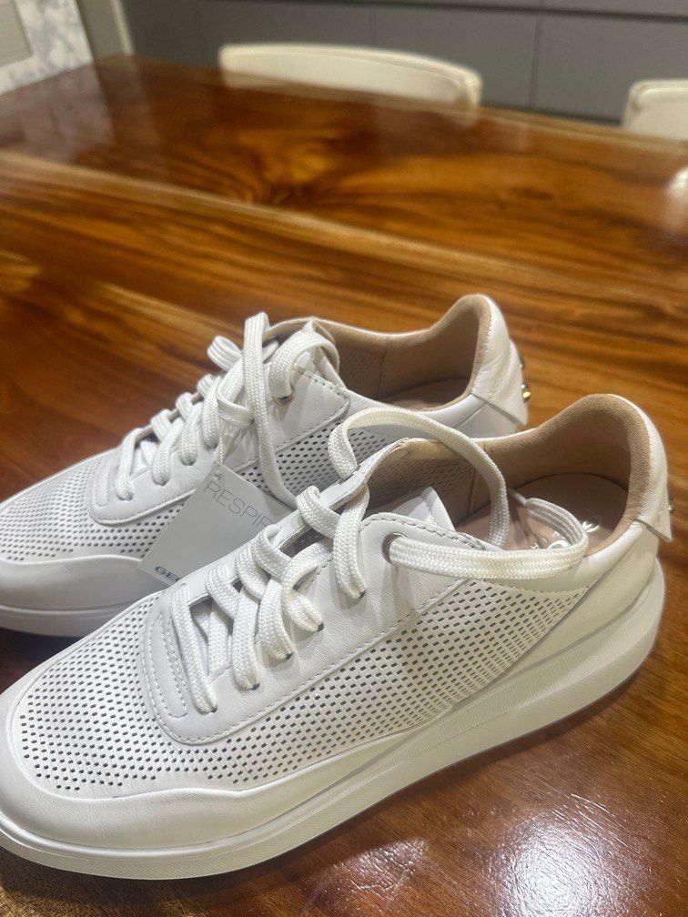 Geox Respira Sneakers white leather sneakers Women s Fashion Footwear Sneakers on Carousell