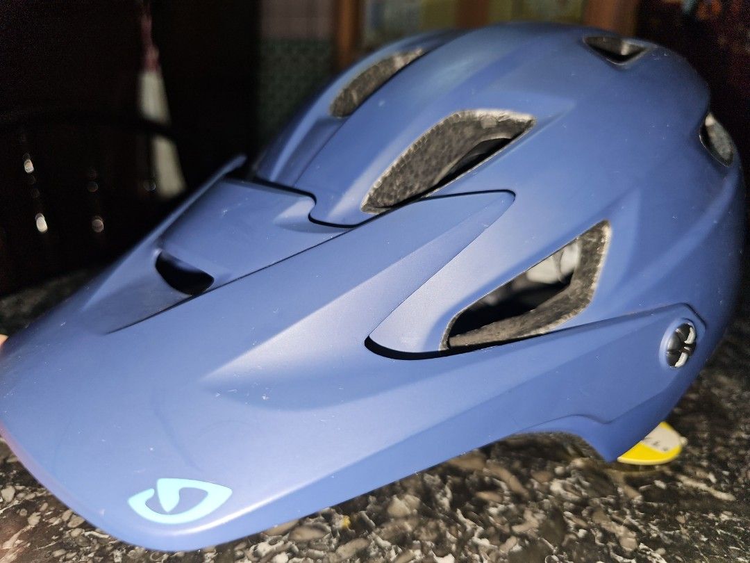 Giro Chronicle MIPS Helmet Midnight Teal MEDIUM
