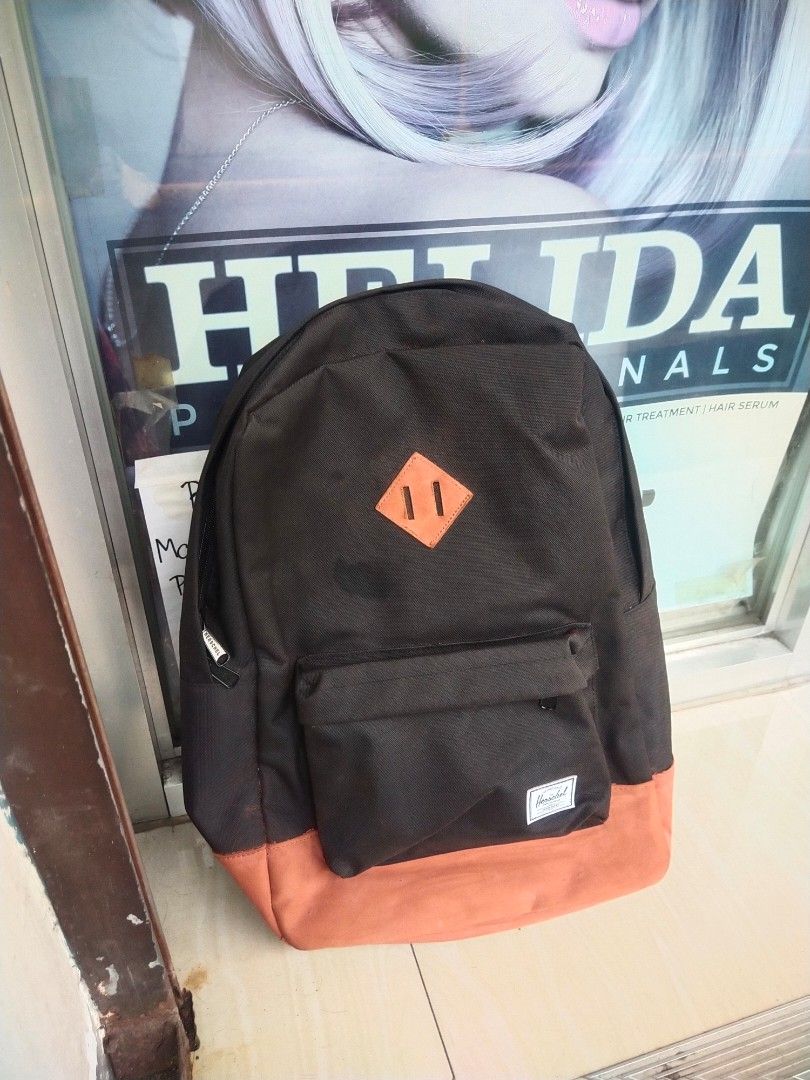 Hershel Supply Heritage black backpack (Category: Backpacks) located in Manila. Submitted by clovergold888 (Listing ID 1308273097, Image 2). Description: Hershel Supply Heritage black backpack bag.. Brandnew.. Unisex bag.. High quality and branded bag.. Original price 4,490.