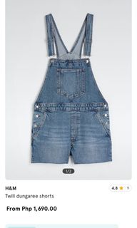 (Category: ) located in . Submitted by wardrobeaddict28 (Listing ID 1308304908, Image 1). Description: .