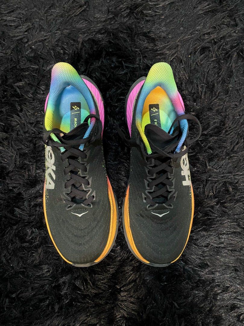 Rush sale! Hoka Mach 5 (Category: Sneakers) located in Pasig City. Submitted by paaatch (Listing ID 1308287382, Image 2). Description: Selling my own Hoka Mach 5 (Supershoe) Bought in Thailand Hoka Store Feb 2024 Bought at almost Php 10K Selling at 3000 Like new Kilometers used: 70km Size US 7 Women Flaw: small scratch pm to see photo Rfs: hndi na naggamit Inclusion: Box, extra hoka shoe lace, 1 pair of socks, insoles.