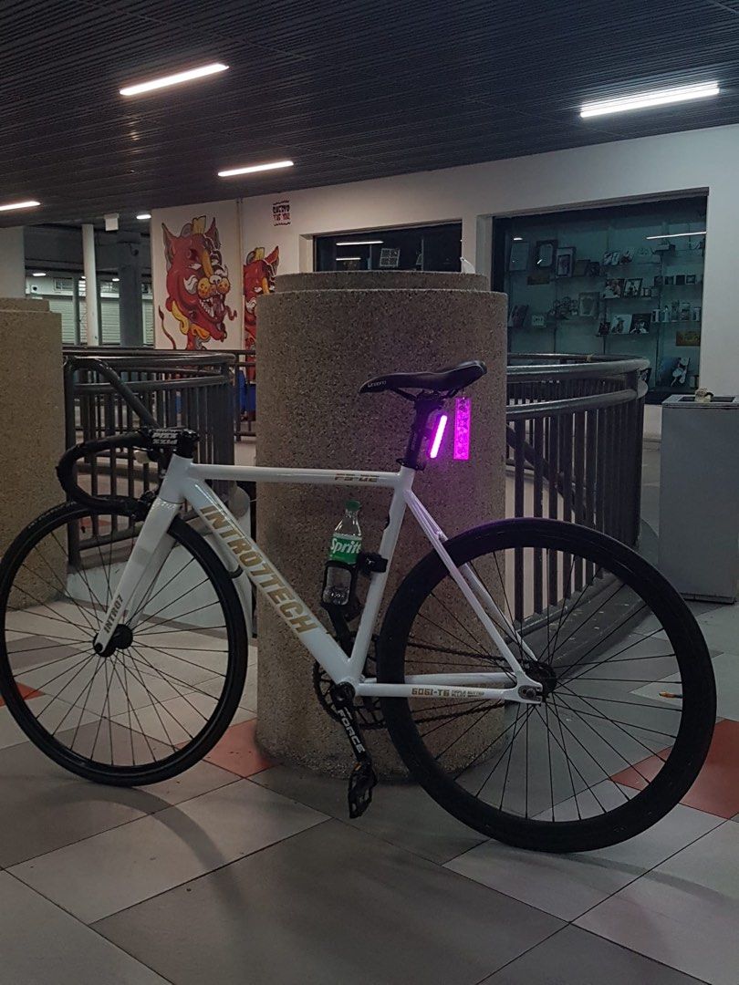 Intro 7 fs 02 fixie wtt only