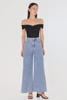(Category: ) located in . Submitted by merry.clothes (Listing ID 1308267081, Image 1). Description: .