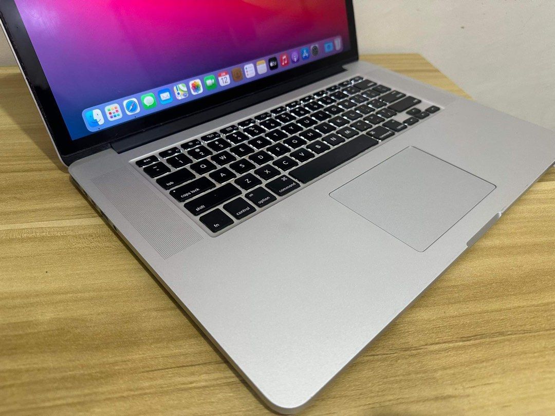 MacBook Pro (Retina, 15-inch, Mid 2015) (Category: Laptops & Notebooks) located in San Juan City. Submitted by Karl_Mathew (Listing ID 1308302047, Image 2). Description: MacBook Pro (Retina, 15-inch, Mid 2015) Processor 2.2 GHz Quad-Core Intel Core i7 Memory 16 GB 1600 MHz DDR3 Storage 256 GB SSD Capacity Graphics Intel Iris 1536 MB 15.4-Inch (2880 x 1800) Built-in Retina Display Mac OS Big Sur Battery 7hrs to 8hrs 99% Goodcondition 100% Smooth P